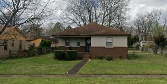 property at 1208 31st St SW