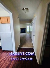 12 Owl Creek Ct in Hampton, VA - Building Photo - Building Photo