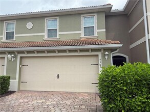 4105 Wilmont Place in Ft. Myers, FL - Building Photo - Building Photo
