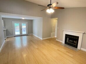 5500 Fairhaven Dr in Nashville, TN - Building Photo - Building Photo