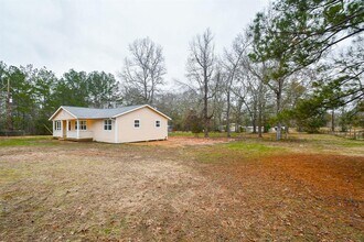210 A J Meekins Rd in Cleveland, TX - Building Photo - Building Photo