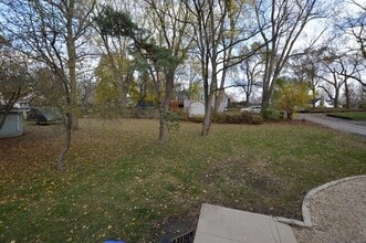 3916 E Lake Shore Dr in Wonder Lake, IL - Building Photo - Building Photo