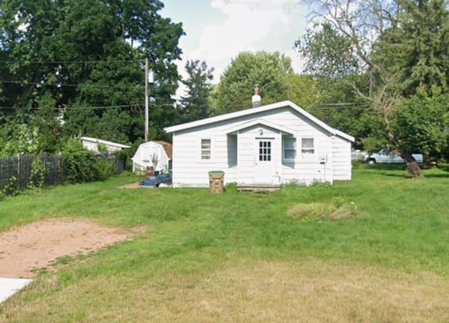 property at 25 Chippewa St