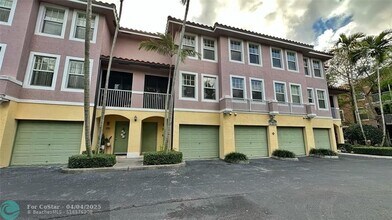 6704 W Sample Rd in Coral Springs, FL - Building Photo - Building Photo