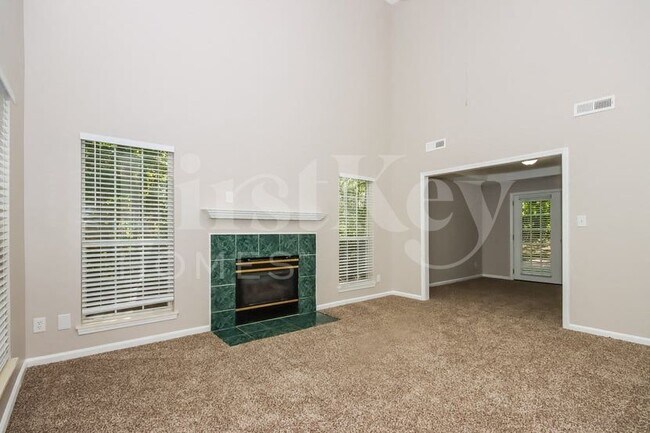 2935 Canary Ct in Charlotte, NC - Building Photo - Building Photo