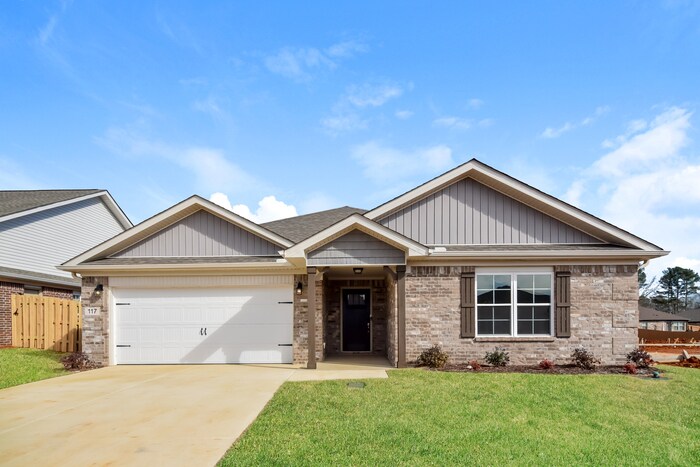 117 Ocean Springs Ave in Toney, AL - Building Photo