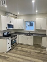 645 Janette Ave in Windsor, ON - Foto de edificio - Building Photo