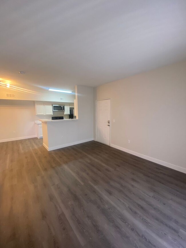 2615 W Gary Ave in Las Vegas, NV - Building Photo - Building Photo