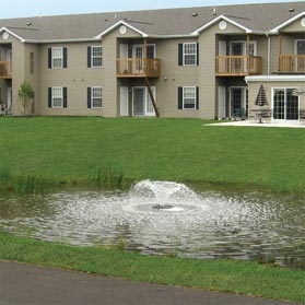 Union Square Senior Apartments in West Seneca, NY - Foto de edificio