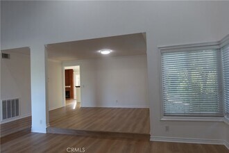 19 Alameda in Irvine, CA - Building Photo - Building Photo
