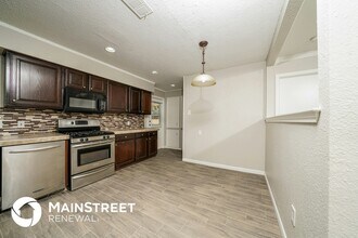 2937 Larry Dr in Garland, TX - Foto de edificio - Building Photo