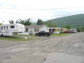 Route 12 S & Gilmour in Norwich, NY - Building Photo - Building Photo