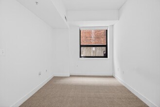 1211 13th St NW, Unit T3 in Washington, DC - Building Photo - Building Photo