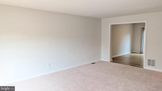 property at 43543 Plantation Terrace
