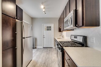 838 E 53rd St-Unit -838-2W in Chicago, IL - Foto de edificio - Building Photo