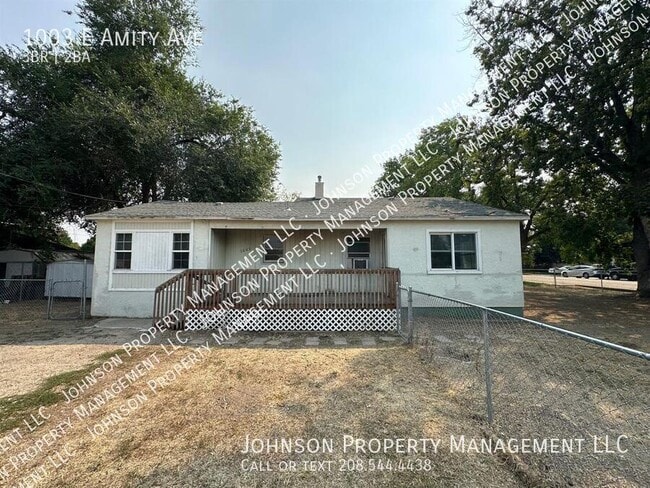 property at 1003 E Amity Ave