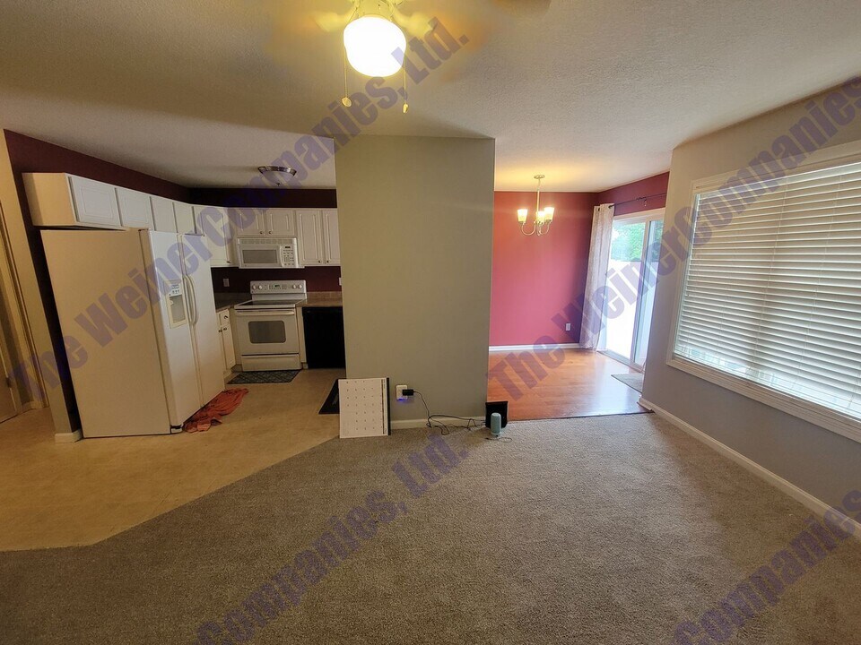 3748 Summer Sage Ct in Champaign, IL - Building Photo