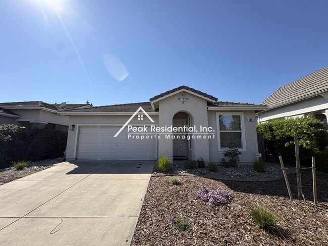 property at 5469 Banfield Dr