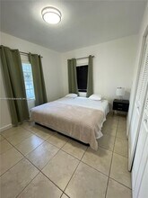 8 NW 33rd Ave in Miami, FL - Building Photo - Building Photo