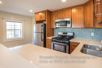 1491 Allison Ave in Los Angeles, CA - Building Photo - Building Photo