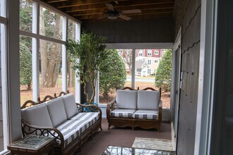 768 Southwest Dr, Unit Posh At the Point in Davidson, NC - Building Photo - Building Photo