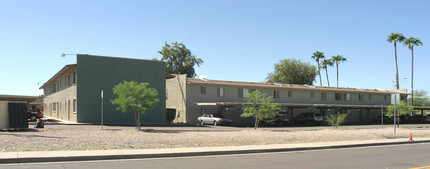 Greenview Apartments in Phoenix, AZ - Building Photo - Building Photo