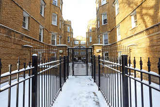 Rogers Park Apartments in Chicago, IL - Foto de edificio - Building Photo