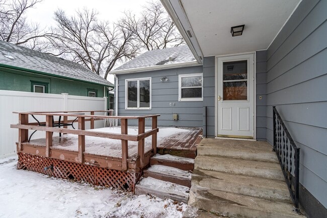 1708 2nd Ave N in Grand Forks, ND - Building Photo - Building Photo