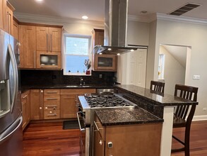 2424 N Southport Ave in Chicago, IL - Building Photo - Building Photo