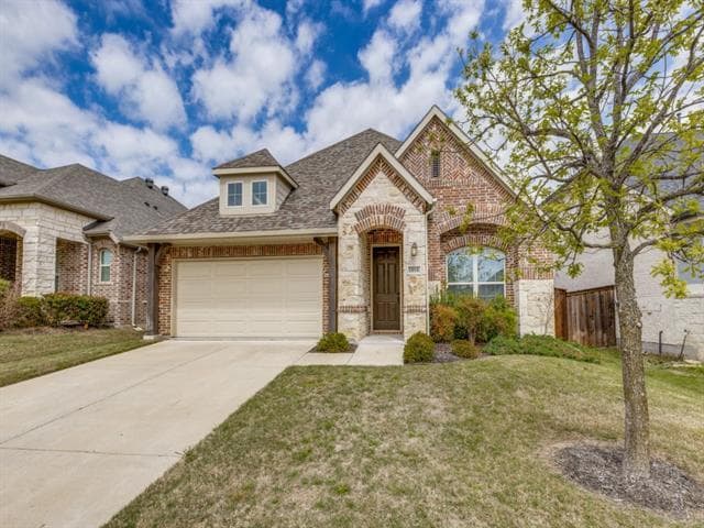 property at 1016 Llano Falls Dr