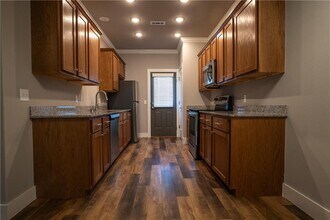 1723 Booker Cir in Pea Ridge, AR - Foto de edificio - Building Photo