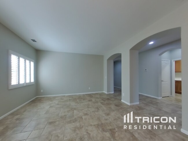 29848 Tierra Shores Ln in Menifee, CA - Building Photo - Building Photo