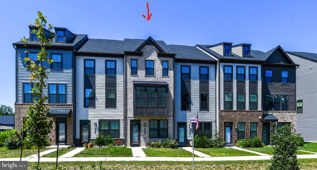 7205 Sprouse Ct in Glen Burnie, MD - Foto de edificio