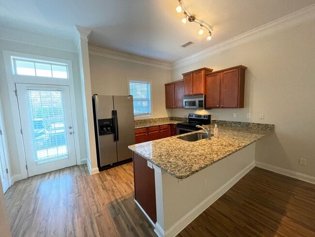 4804 Exton Park Loop in Castle Hayne, NC - Building Photo - Building Photo