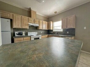 15341 Cruiser St in Corpus Christi, TX - Building Photo - Building Photo