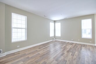 4562 Garritano St in Yorkville, IL - Building Photo - Building Photo