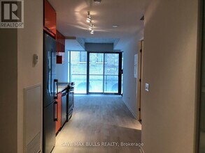 60 Colborne St in Toronto, ON - Building Photo - Building Photo
