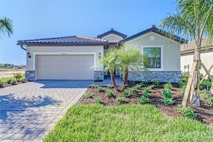 19665 Beechcrest Pl in Estero, FL - Building Photo