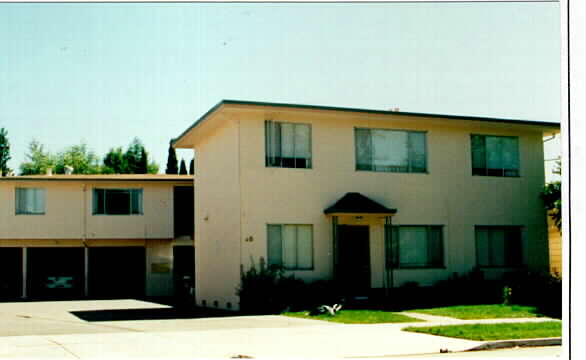 35 Atherwood Ave in Redwood City, CA - Foto de edificio - Building Photo