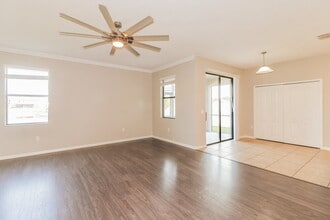 12358 Eagle Chase Way in New Port Richey, FL - Building Photo - Building Photo
