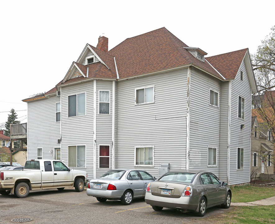 381 5th Ave S in St. Cloud, MN - Building Photo