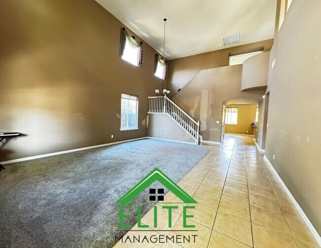 2297 Lockton Dr in Roseville, CA - Building Photo - Building Photo