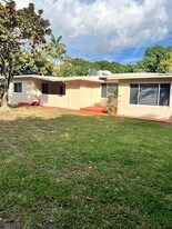 3100 SW 97th Ave in Miami, FL - Building Photo