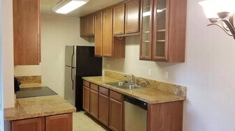 9909 Azuaga St, Unit C203 in San Diego, CA - Building Photo