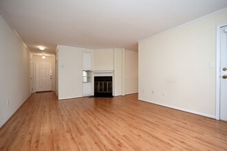 21F Heritage Dr in Chatham Township, NJ - Building Photo - Building Photo