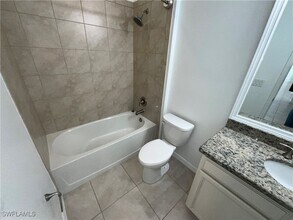 4369 Dutchess Park Rd in Ft. Myers, FL - Building Photo - Building Photo