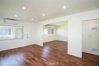 1700 Clay St in Newport Beach, CA - Building Photo - Building Photo