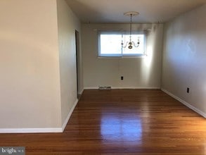 38 Guenever Dr in New Castle, DE - Building Photo - Building Photo
