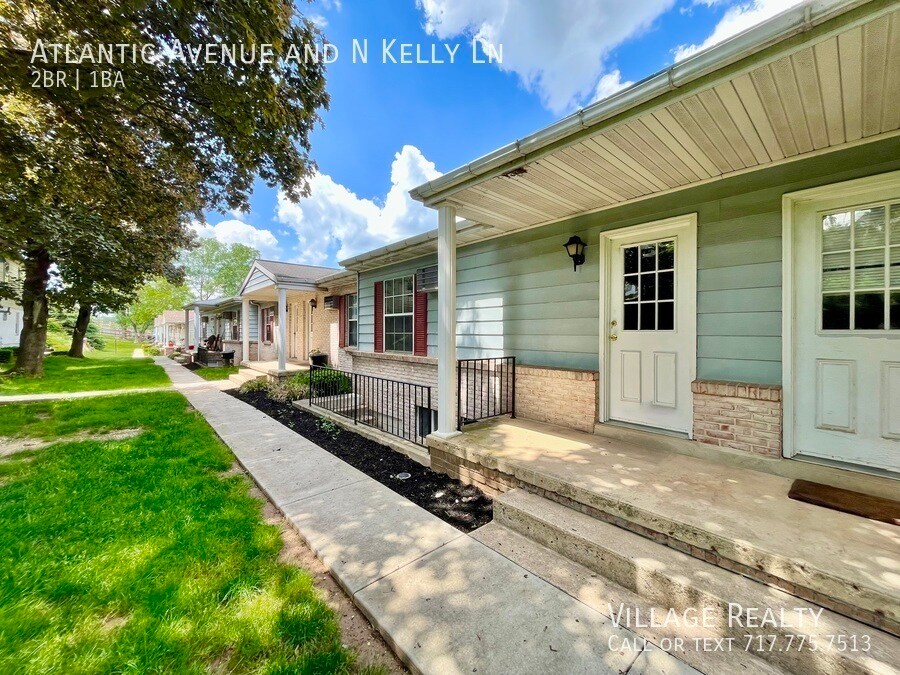692 Atlantic Ave in Red Lion, PA - Building Photo