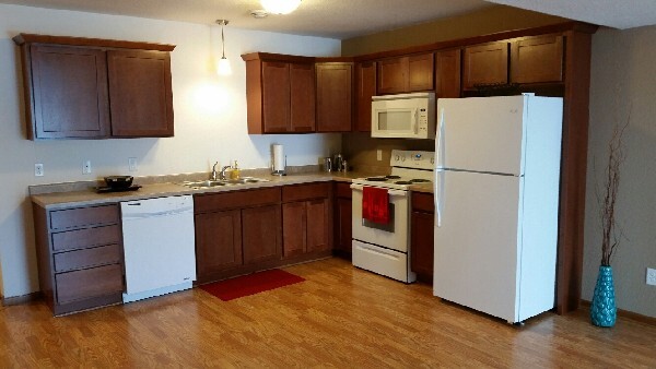 Wedgewood Cove Townhomes in Albert Lea, MN - Building Photo - Building Photo